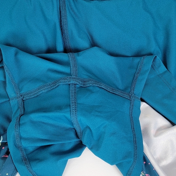 EP Pro Blue Multi Color Koi Fish Print Golf/Pickleball Skirt/Skort Sz L - Picture 10 of 12